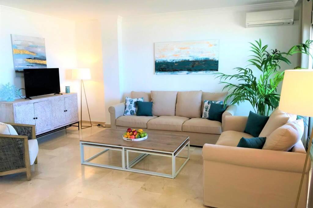 Penthouse Bermuda Beach 2 Estepona Exteriör bild