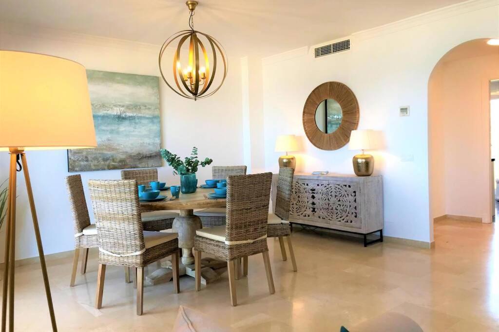 Penthouse Bermuda Beach 2 Estepona Exteriör bild